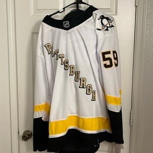 Adidas NHL  authentic Jake Guentzel Penguins white alternate Jersey size 54